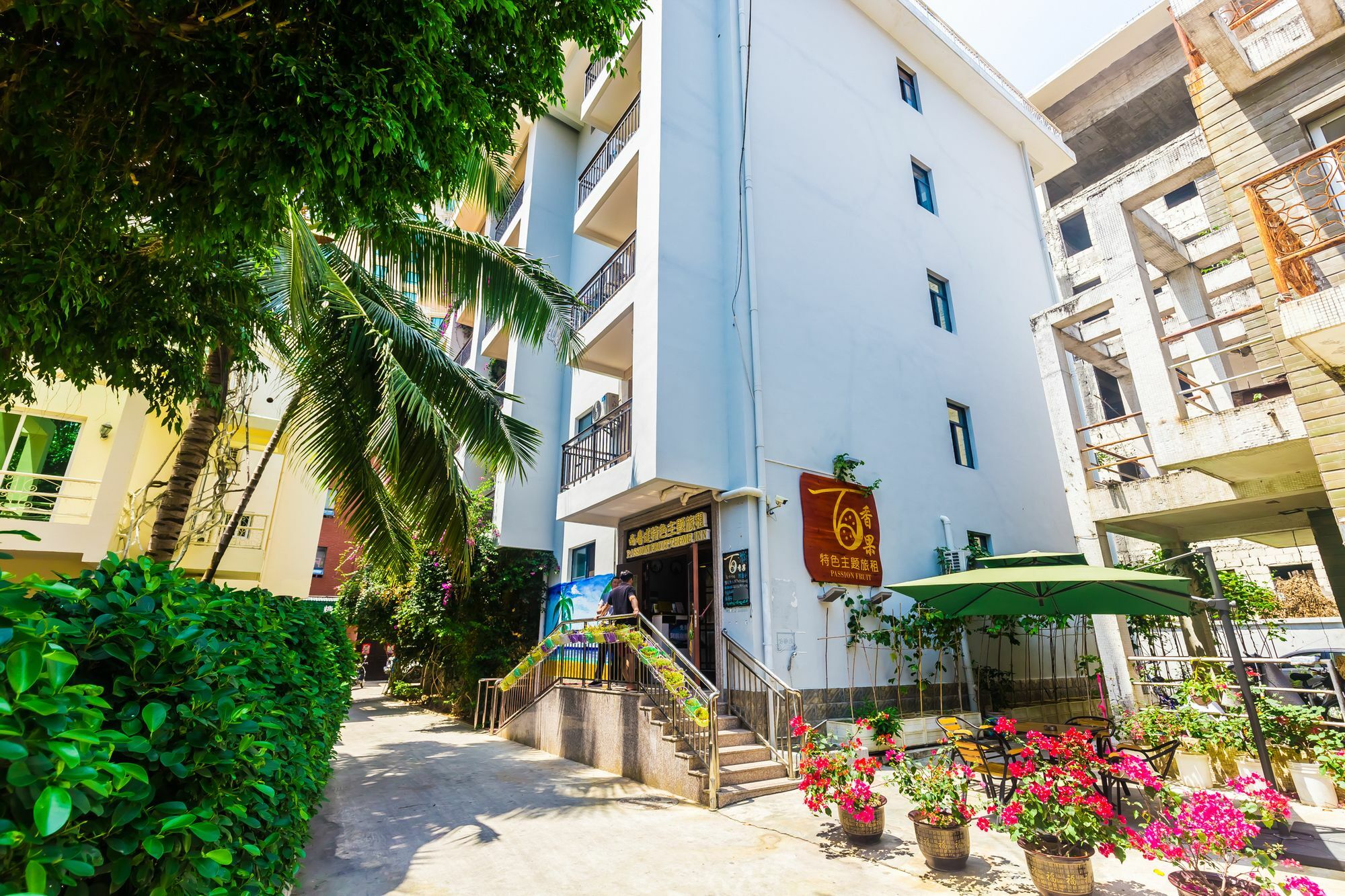 Sanya Passion Fruit Inn Exterior photo
